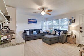 Pet-friendly Gulfport Home: Walkable Location!