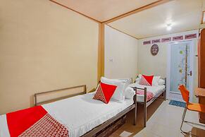 OYO 90506 Bunga Sonsang Homestay Syariah