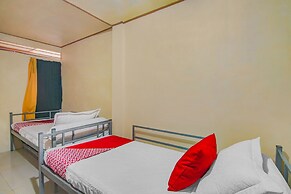 OYO 90506 Bunga Sonsang Homestay Syariah