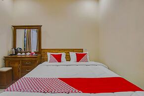 OYO 90506 Bunga Sonsang Homestay Syariah