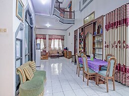 OYO 90543 An-nur Guest House Syariah