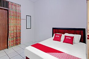 OYO 90543 An-nur Guest House Syariah