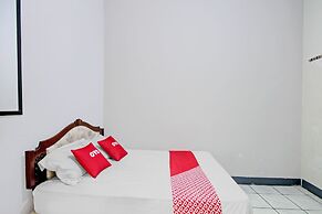 OYO 90543 An-nur Guest House Syariah