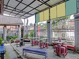 OYO 90543 An-nur Guest House Syariah