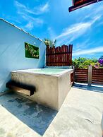 RiqueHouse Hidro Piscina a 500m da praia