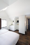 Hotel Blooker