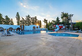 Dream Holiday Resort
