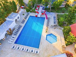 Dream Holiday Resort
