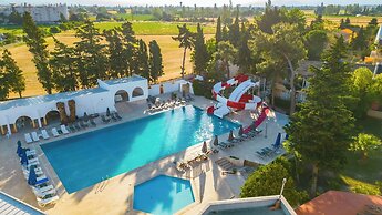 Dream Holiday Resort