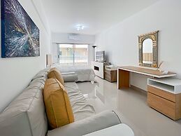 Oasis en San Telmo- Estudios de Lujo con Piscina, Seguridad y Más