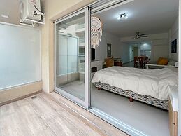 Oasis en San Telmo- Estudios de Lujo con Piscina, Seguridad y Más