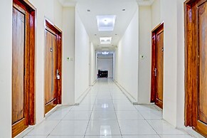 OYO Life 90544 Grand Redisa