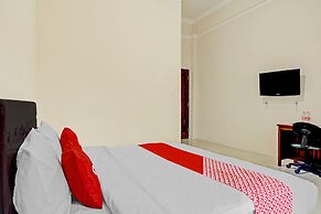 OYO Life 90544 Grand Redisa