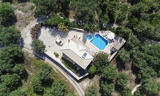 Villa Aloni in Paxi With 2 Bedrooms and 3 Bathrooms
