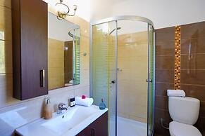 Villa Aloni in Paxi With 2 Bedrooms and 3 Bathrooms