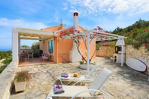 Villa Dionisis in Paxi