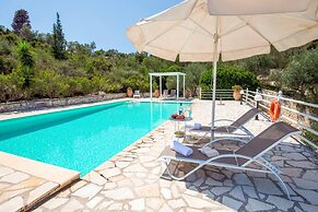 Villa Kantada Eleni in Paxi