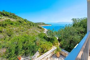 Beach House Sophia in Paxi