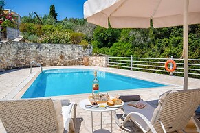 Beach House Sophia in Paxi