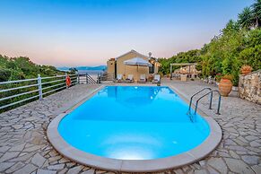 Beach House Sophia in Paxi