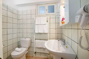 Beach House Sophia in Paxi