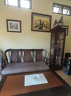 OYO 93402 Family Homestay Syariah