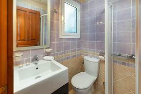 Siorra Elena in Paxi