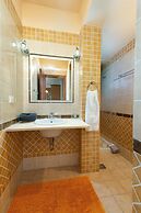 Siorra Elena in Paxi