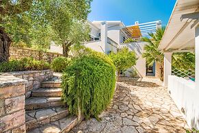 Siorra Elena in Paxi