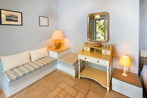 Siorra Elena in Paxi