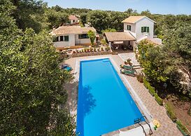 Marguerita House in Paxi