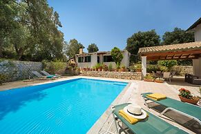 Marguerita House in Paxi