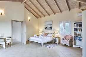 Villa Skopsie in Paxi