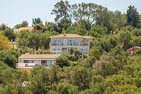 Villa Skopsie in Paxi