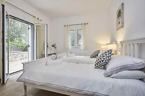 Villa Skopsie in Paxi