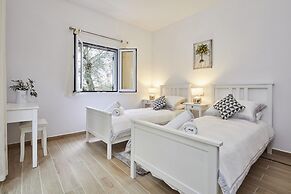 Villa Skopsie in Paxi