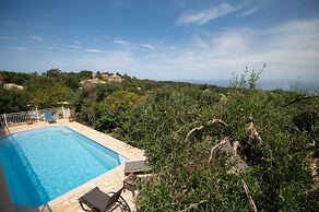 Villa Skopsie in Paxi