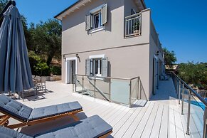 Villa Skopsie in Paxi