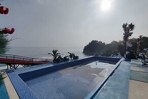 Palette 93389 Osanna Beach Resort