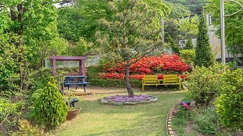 Gangwha Jeongwon Pension