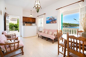 Evanna House in Saint Stephanos