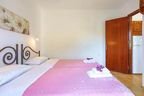 Spiros Saint Stephanos