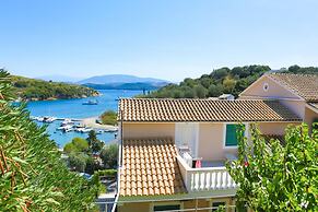 Anna Apartment Agios Stephanos