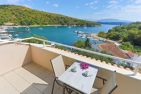 Anna Apartment Agios Stephanos