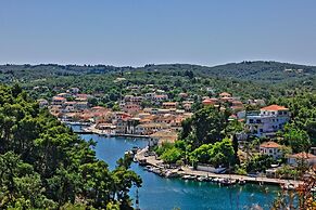 Aggelina in Lakka With 2 Bedrooms and 1 Bathrooms