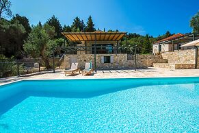 Villa Gionis in Paxi