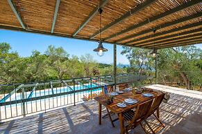 Villa Gionis in Paxi