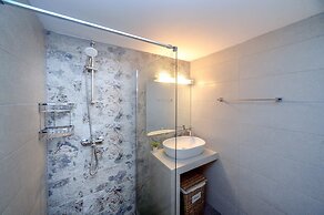 Aglaia Villa in Longos