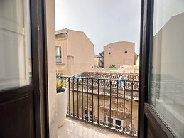 Casa Lumi a in Syracuse