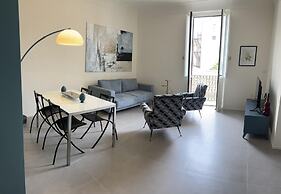 Casa Lumi a in Syracuse